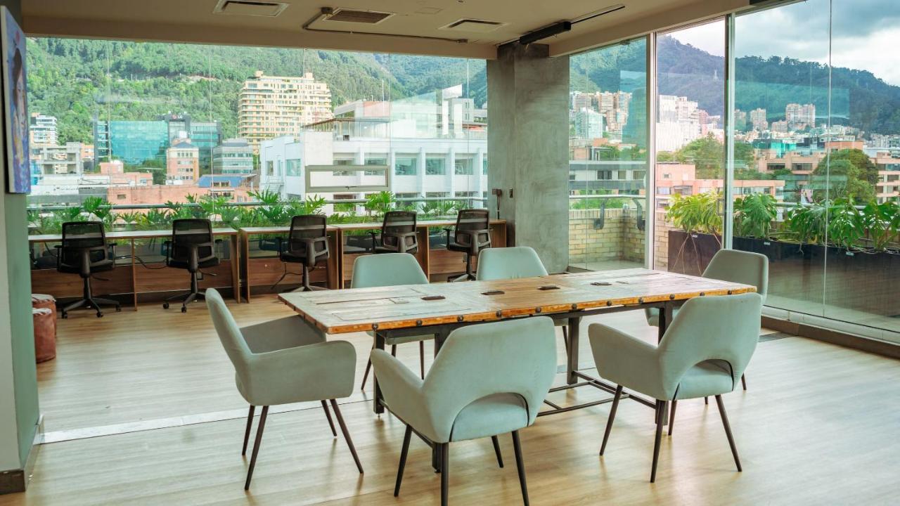 Ramada Bogota Parque 93 Hotell Exteriör bild