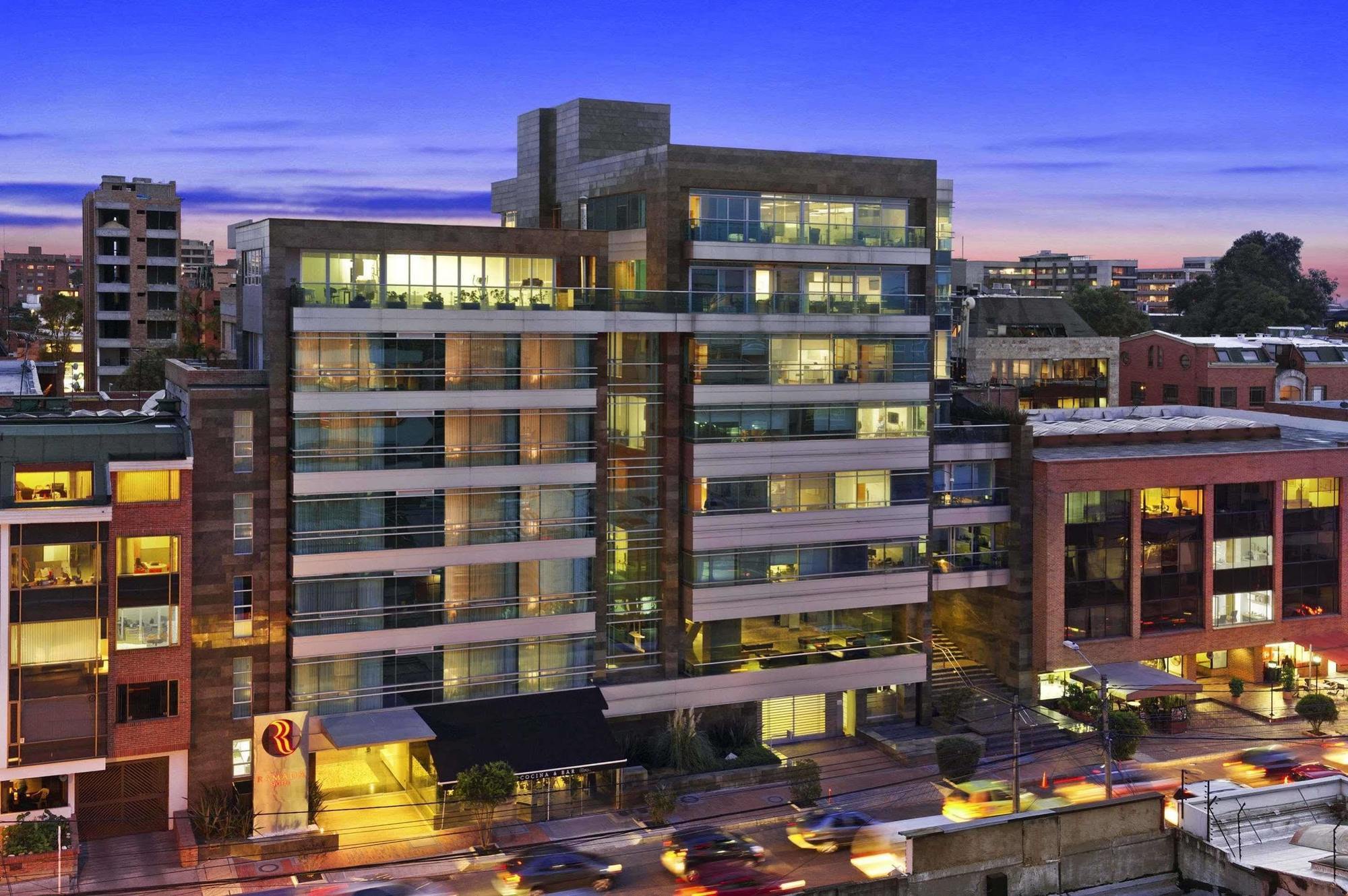 Ramada Bogota Parque 93 Hotell Exteriör bild